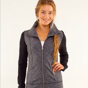 Lululemon Daily Yoga Jacket Size 8 EUC